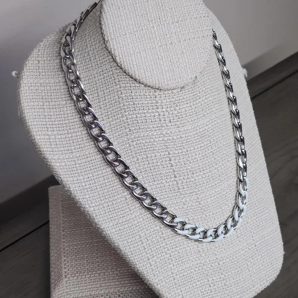 Lance Necklace